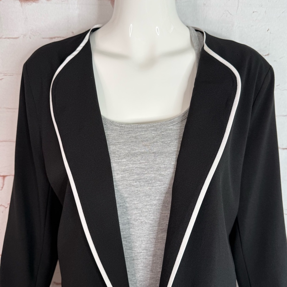 NY COLLECTION PETITE PL Black with White Piping Lightweight Open Front Blazer - Picture 5 of 15